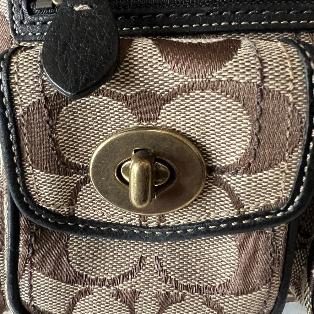 Coach Legacy Turnlock Shoulder Bag - Picture 2 of 16